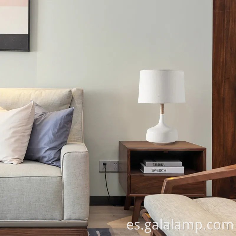 Lámpara de cerámica exquisita de todo con motivos tradicionales chinos